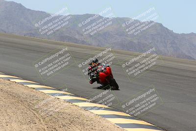 media/Apr-10-2022-SoCal Trackdays (Sun) [[f104b12566]]/Bowl (11am)/